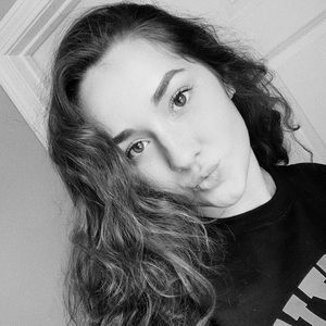 Meet your Posher, Jennessa